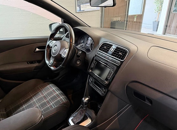 Volkswagen Polo 3 of 20