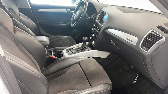 Audi Q5 3 of 12