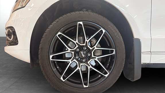 Audi Q5 9 of 12