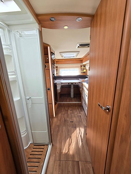 Hymer DuoMobil 634 Ed-S 13 of 17