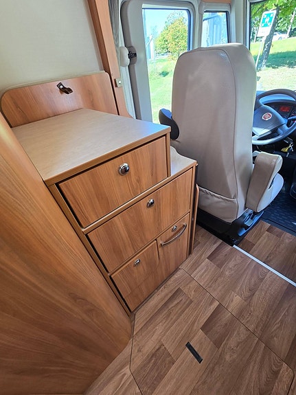 Hymer DuoMobil 634 Ed-S 16 of 17