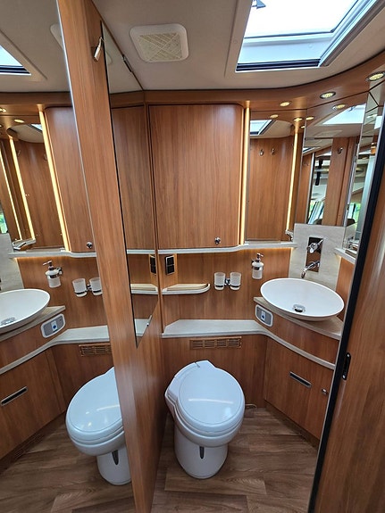 Hymer DuoMobil 634 Ed-S 8 of 17