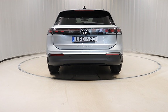 Volkswagen Tiguan 5 of 10