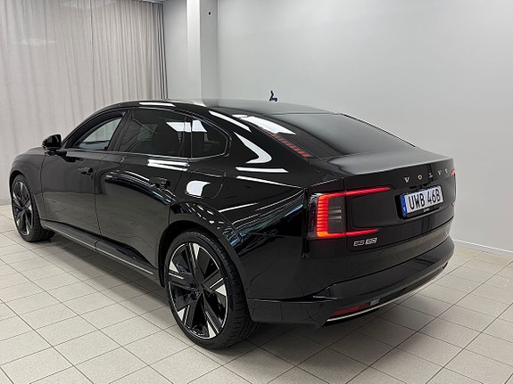 Volvo ES90 3 of 25