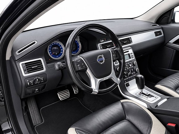 Volvo V70 8 of 9
