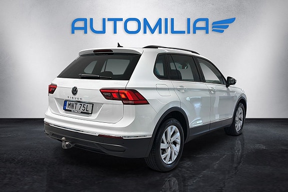 Volkswagen Tiguan 15 of 17