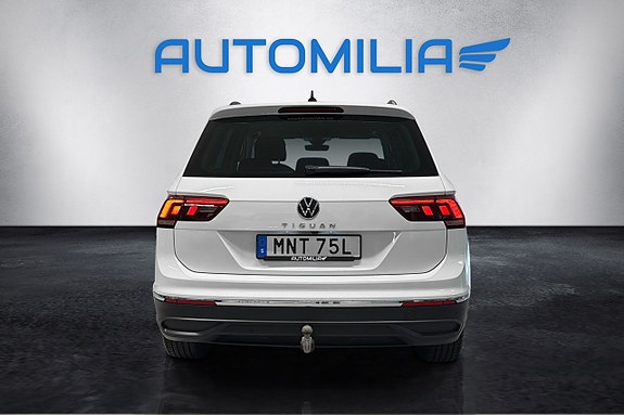 Volkswagen Tiguan 13 of 17