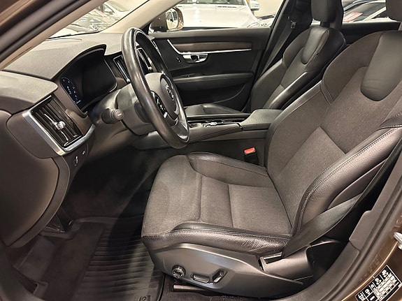 Volvo V90 Cross Country 27 of 30