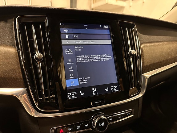 Volvo V90 Cross Country 24 of 30
