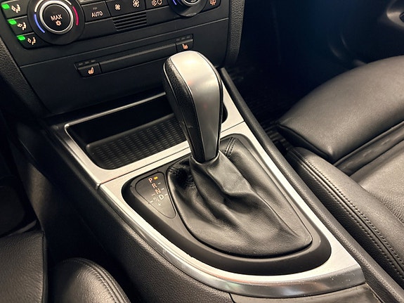 BMW 120i 26 of 30