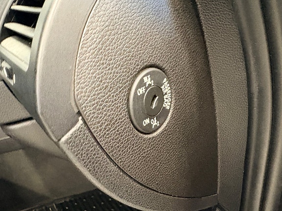 BMW 120i 17 of 30