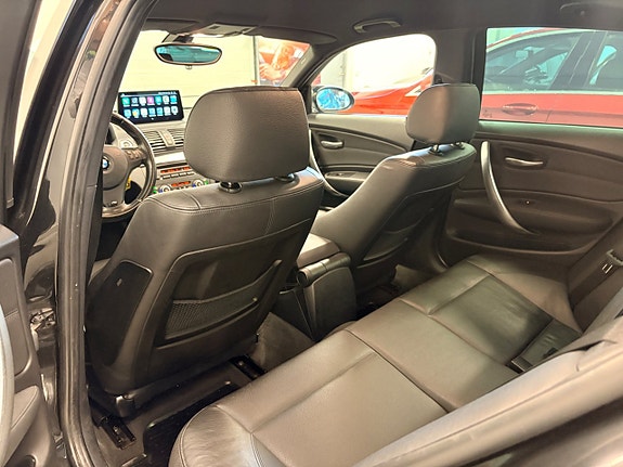 BMW 120i 22 of 30