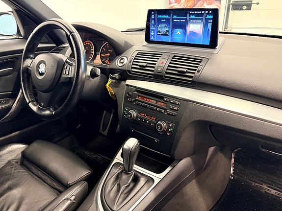 BMW 120i 15 of 30