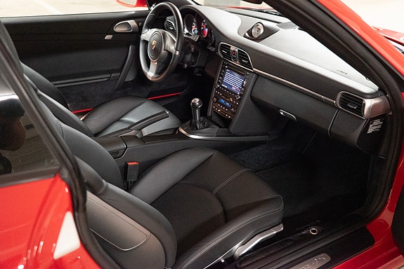 Porsche 911 5 of 6