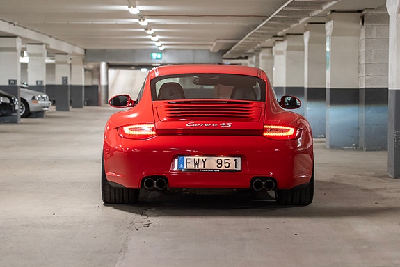 Porsche 911 3 of 6