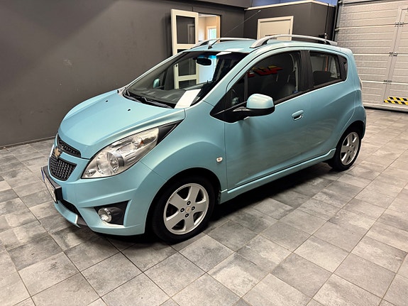 Chevrolet Spark 3 of 9