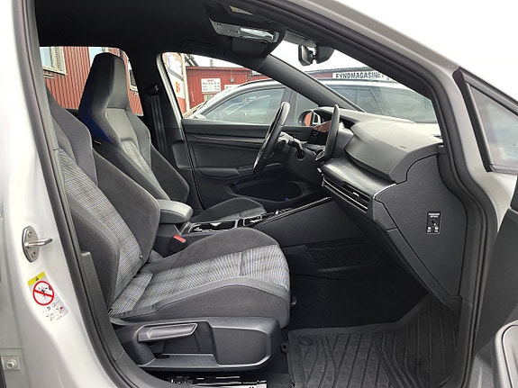 Volkswagen Golf I 11 of 14