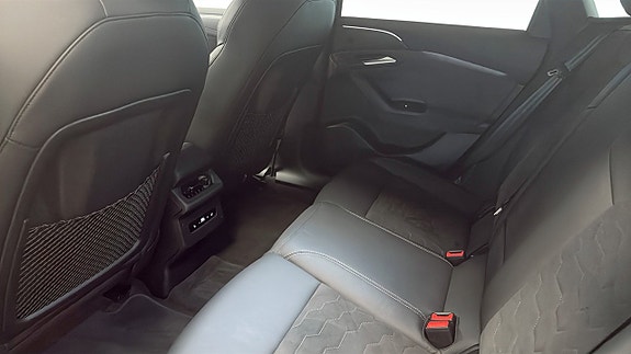 Audi A6 11 of 22