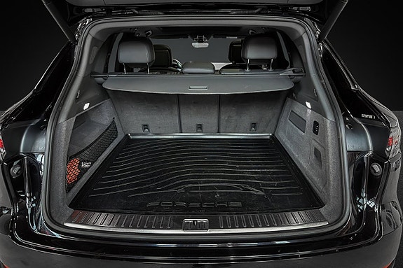 Porsche Cayenne S 16 of 16