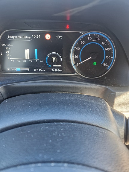 Nissan Leaf 2 of 4