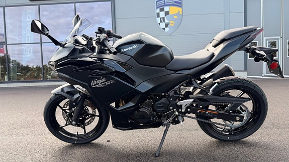 Kawasaki Ninja 500 - 2027 5 of 6
