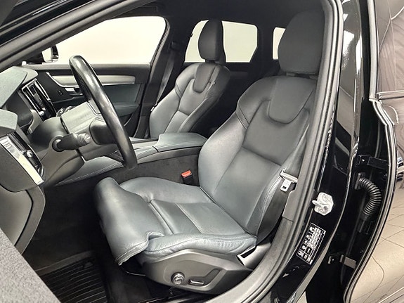 Volvo V90 Cross Country 8 of 21