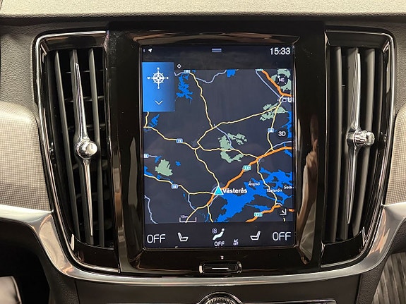 Volvo V90 Cross Country 12 of 21