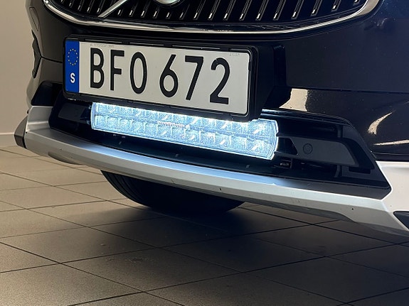 Volvo V90 Cross Country 4 of 21