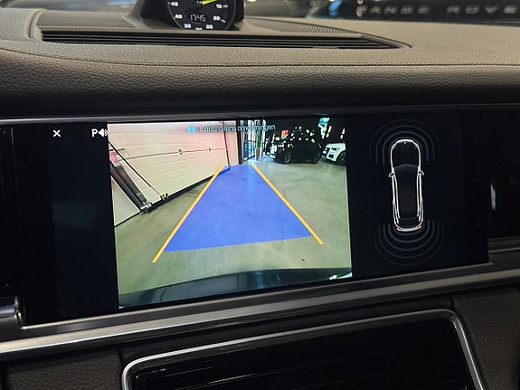 Porsche Panamera 4 15 of 22