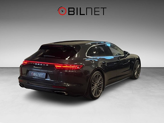 Porsche Panamera 4 6 of 22