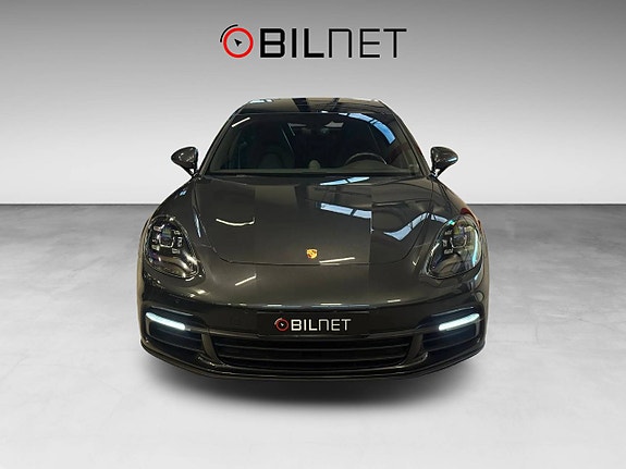 Porsche Panamera 4 7 of 22