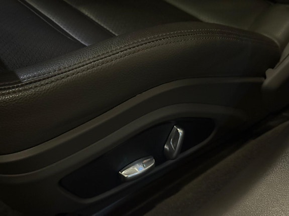 Porsche Panamera 4 20 of 22