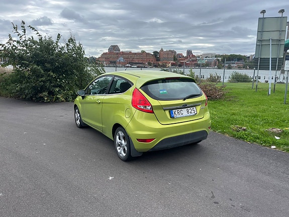 Ford Fiesta 5 of 16