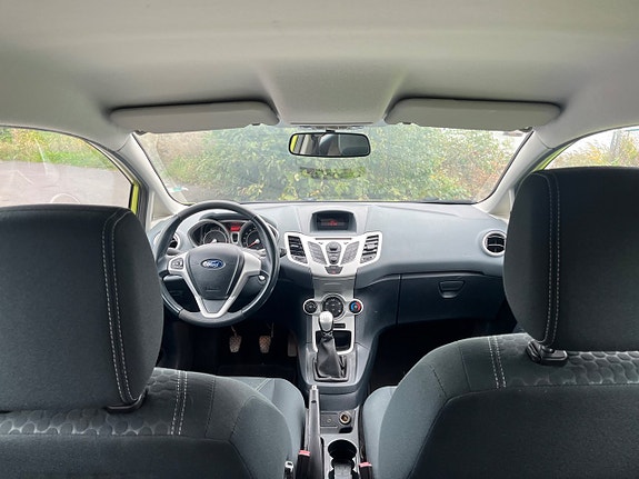 Ford Fiesta 15 of 16