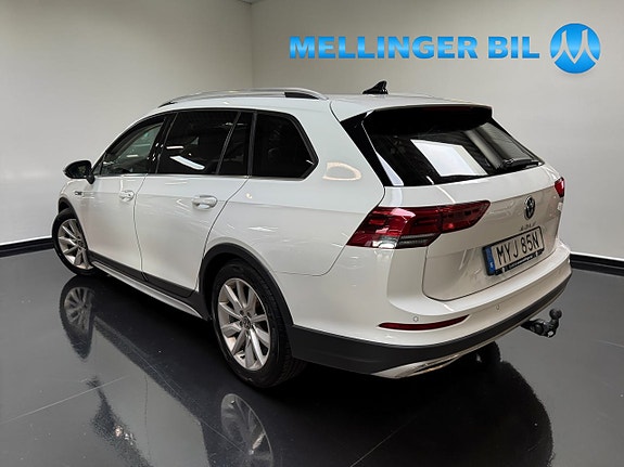 Volkswagen Golf Alltrack 4 of 16