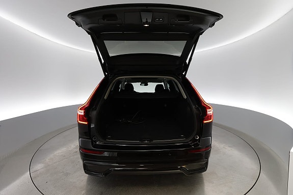 Volvo XC60 15 of 16