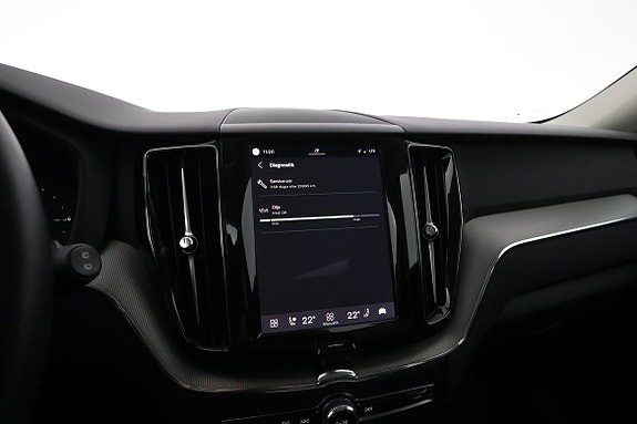 Volvo XC60 14 of 16