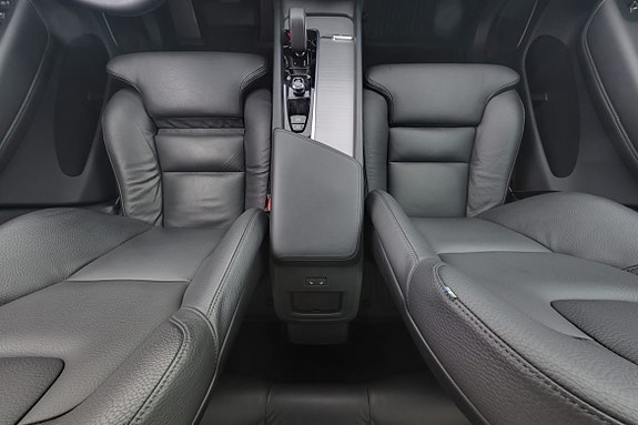 Volvo XC60 9 of 16