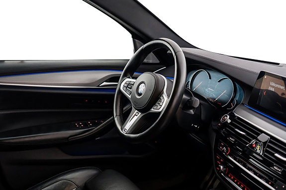 BMW M550i 25 of 30