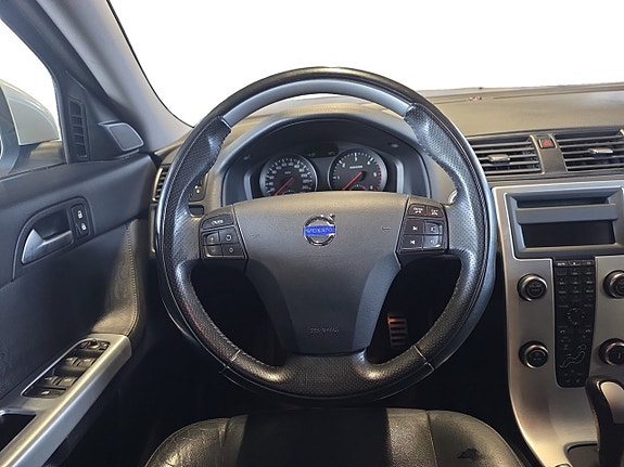 Volvo V50 6 of 15