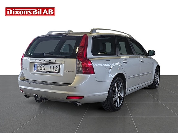 Volvo V50 4 of 15