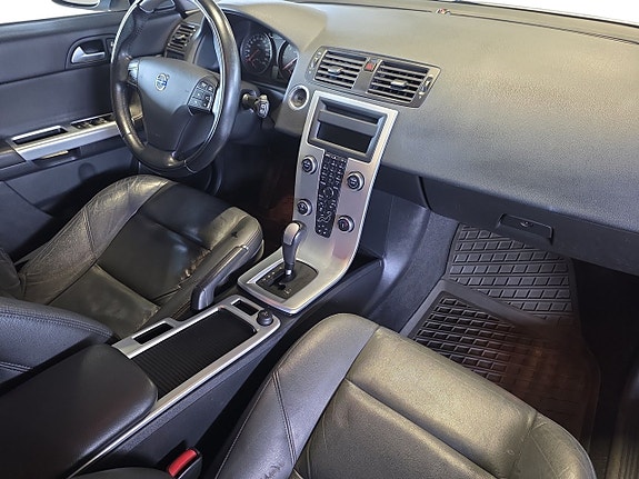 Volvo V50 10 of 15