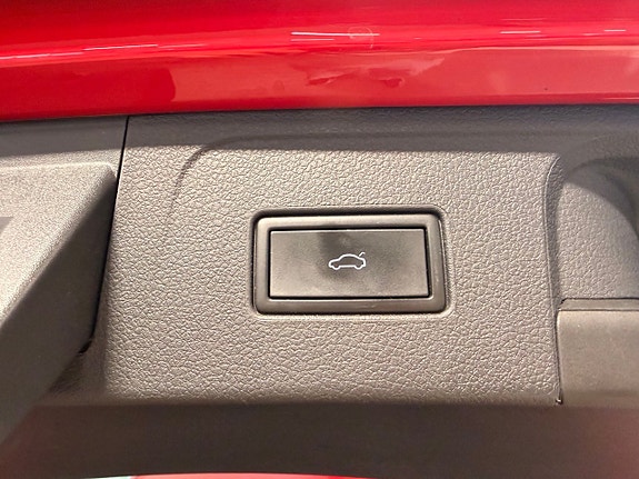 Volkswagen Passat 20 of 24