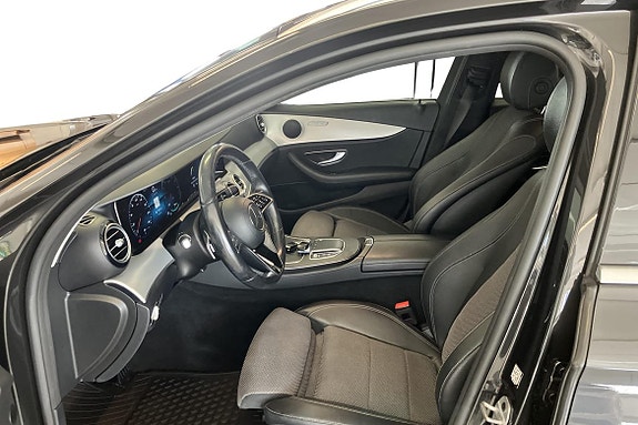 Mercedes-Benz E300 10 of 21