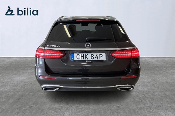 Mercedes-Benz E300 7 of 21