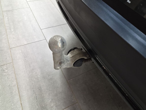 Volvo XC40 10 of 12