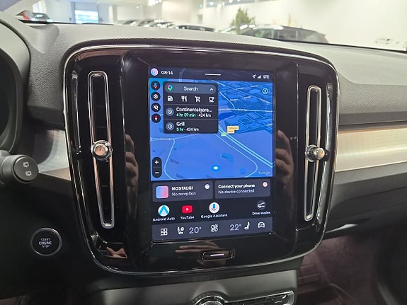 Volvo XC40 11 of 12