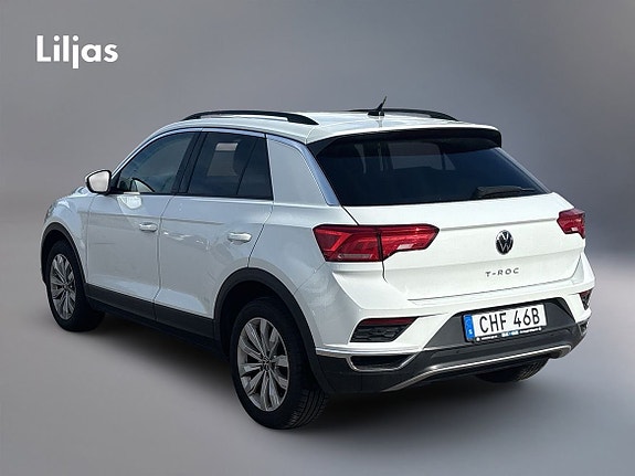 Volkswagen T-Roc 2 of 8
