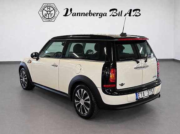 MINI Clubman Cooper D 4 of 7