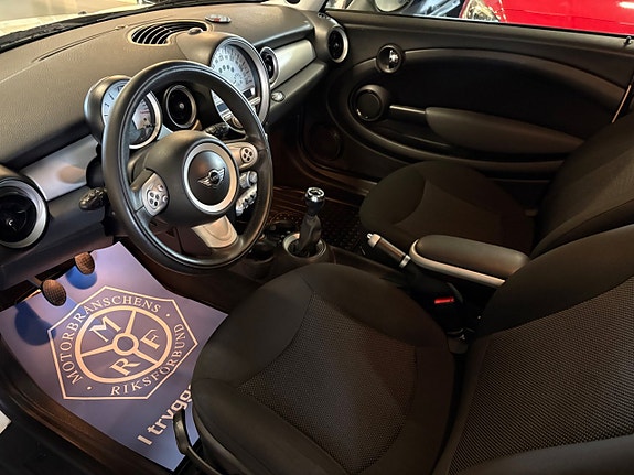 MINI Clubman Cooper D 5 of 7